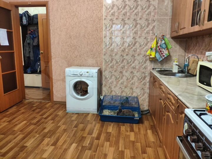 3-к. квартира, 74 м², 2/10 эт.