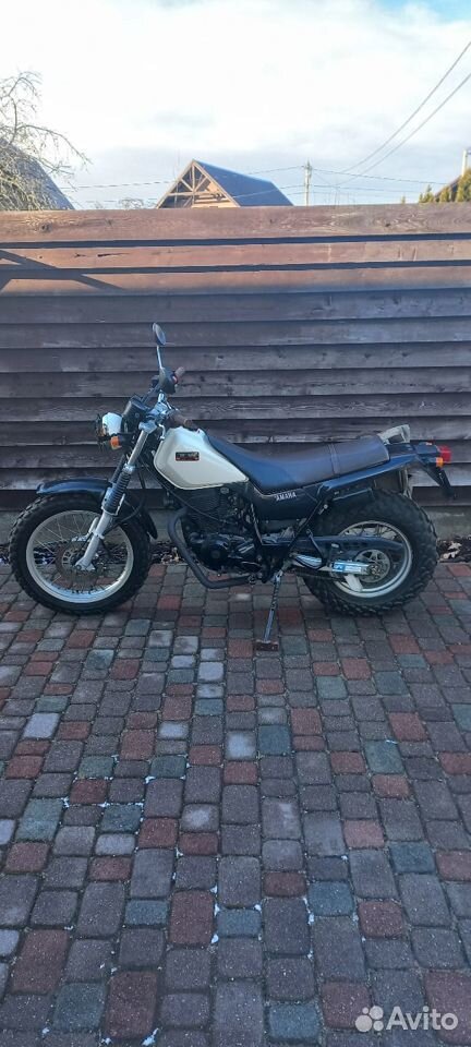 Yamaha TW 225