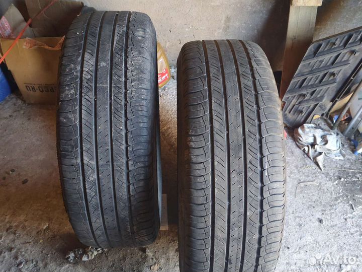 Michelin Latitude Tour HP 215/65 R16