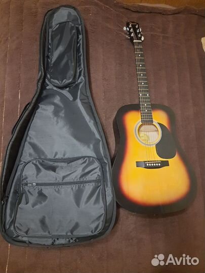 Акустическая гитара