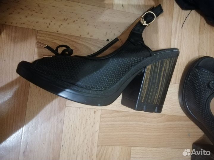 Туфли женские на широком каблуке 40 размер
