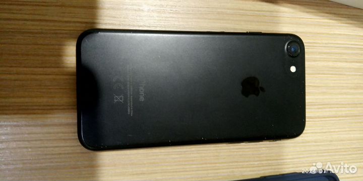 iPhone 7, 128 ГБ