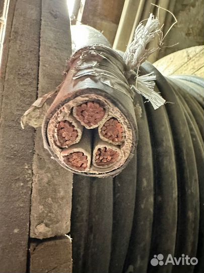 Катушка кабеля медного ввгнг 5*70-296м