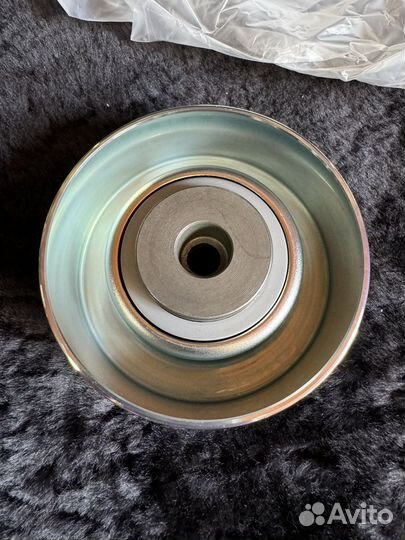 Ролик натяжной ремня приводного Паджеро 3 4