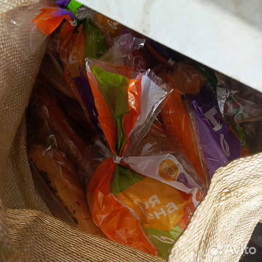 Хлеб, булочки на корм животным