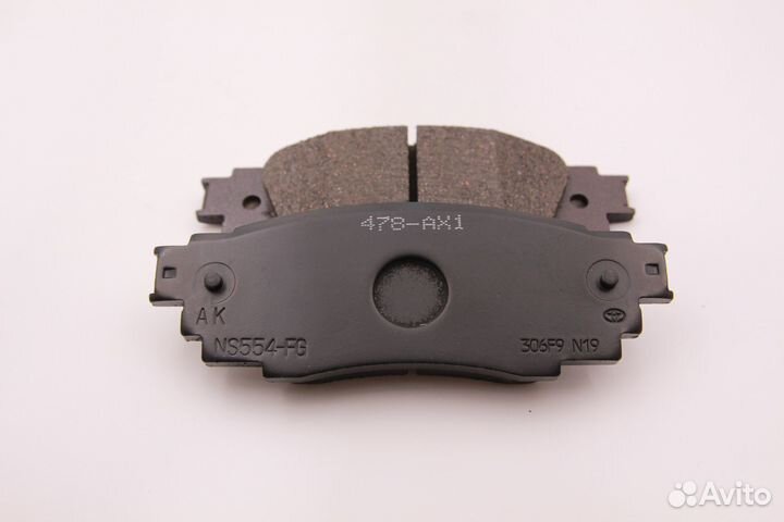 Тормозные колодки задние Toyota Camry V70 RAV4 19