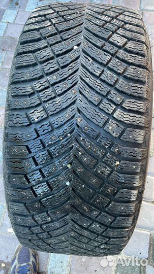 Pirelli Ice Zero 305/35 R21 19B