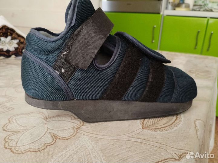 Ортопедический ботинок