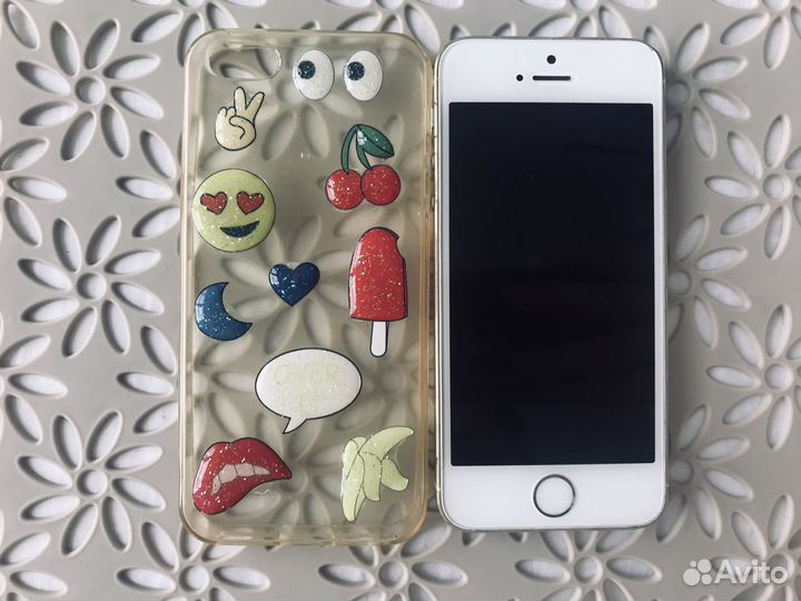 Телефон iPhone 5s