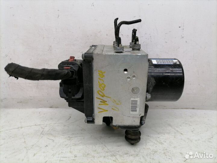 Блок abs Volkswagen Passat B6 2.0 2008
