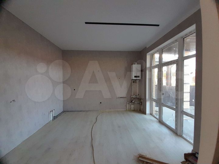 Дом 109 м² на участке 4 сот.