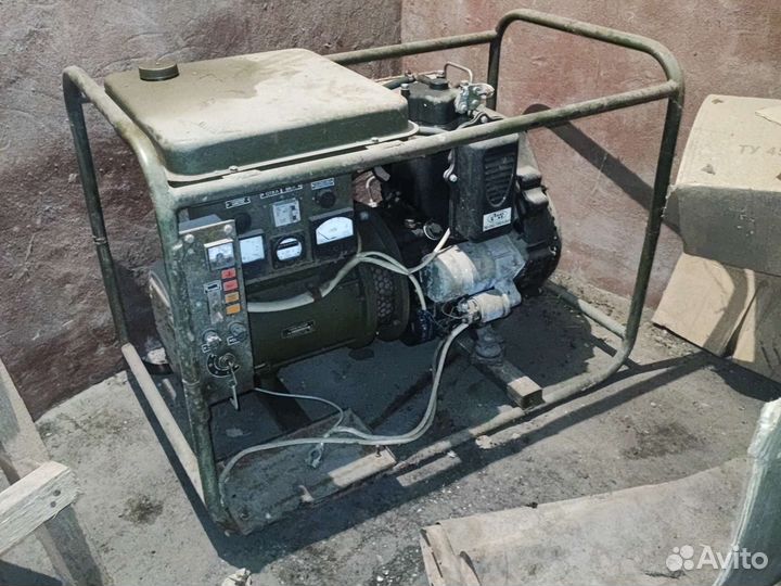 Генератор дизельный новый