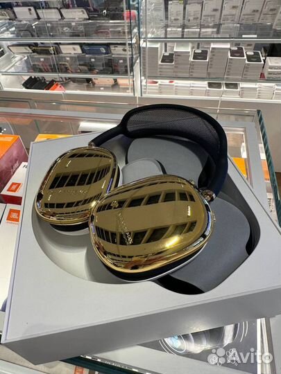 Apple AirPods Max Limited Edition