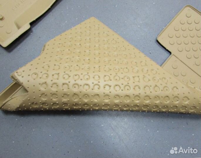 Коврики Jeep Cherokee KJ 2001-2007