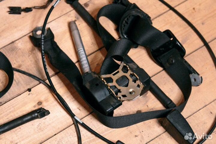 Ремень безопасности Mercedes S500 W140 M119 1991