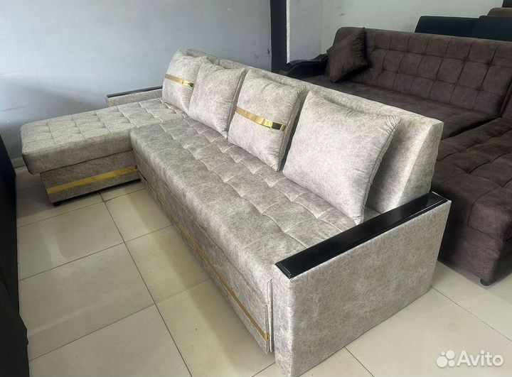 Диван угловой на заказ не б/у