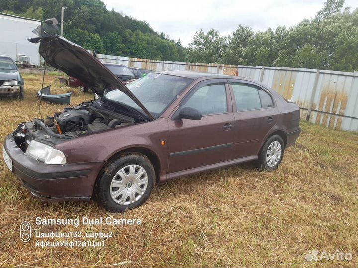 Skoda Octavia Tour (A4) 1.6 МКПП в разбор