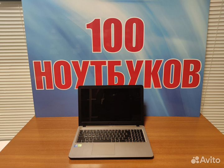 Ноутбук Asus / Core i3 / geforce 920m