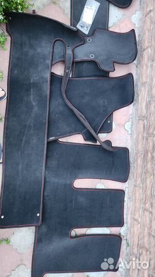 Автомобильные коврики ворсовые