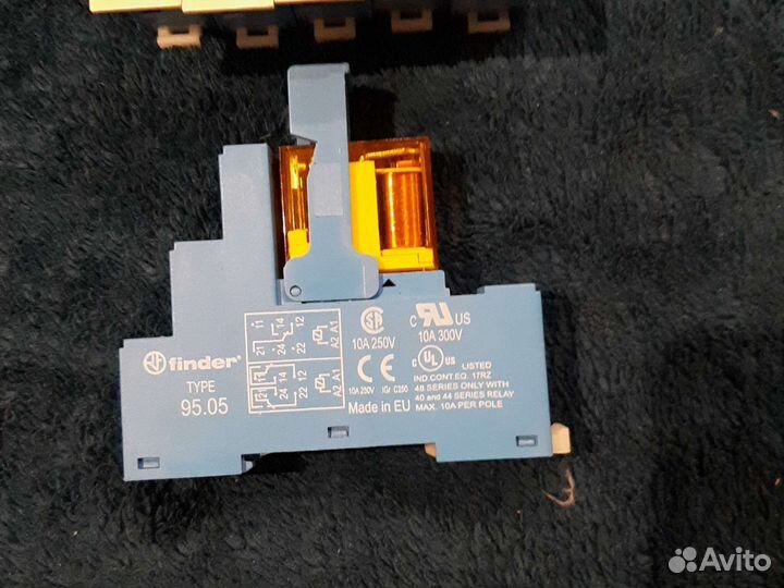 Розетка под реле finder 94.04; 95.05. Реле к ним