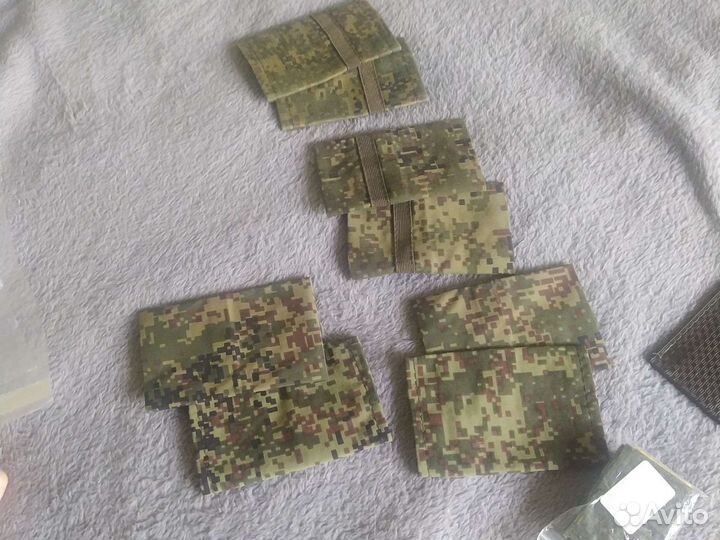 Погоны, петлицы, шевроны