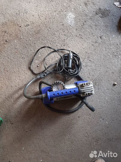Компрессор (насос) для автомобиля