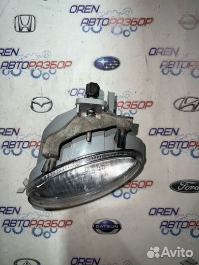 Фара противотуманная передняя левая Hyundai Santa