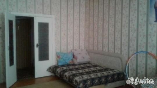 Диван