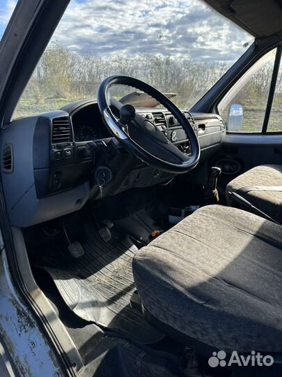 ГАЗ ГАЗель 3302 2.4 МТ, 2003, 150 000 км