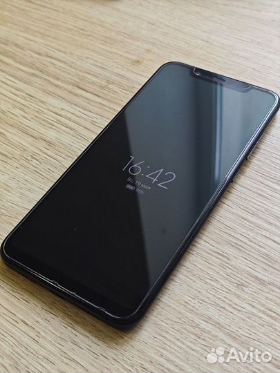 Xiaomi Mi 8, 6/64 ГБ