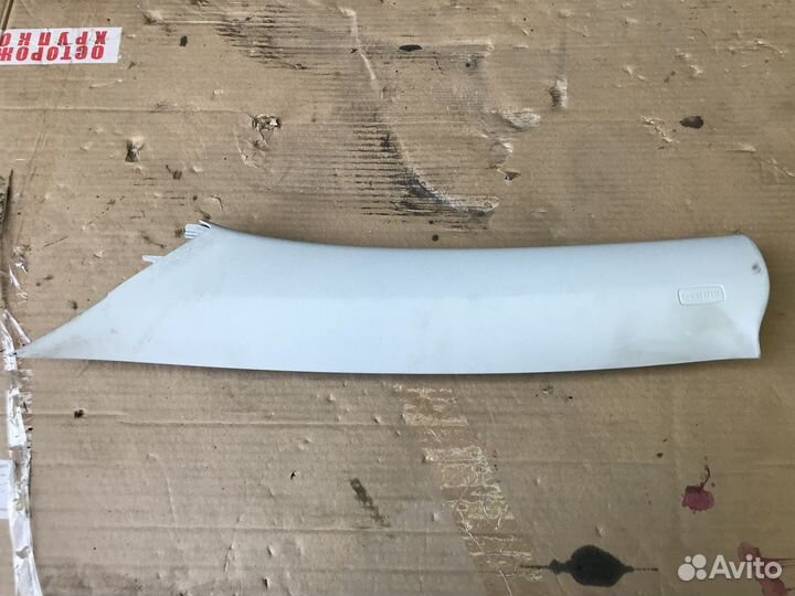 Обшивка стойки передняя левая Volkswagen Tiguan