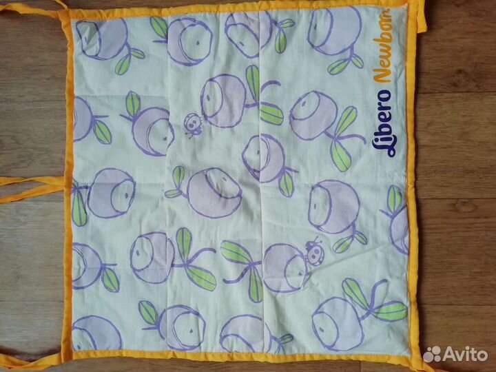 Органайзер с кармашками для детской кровати