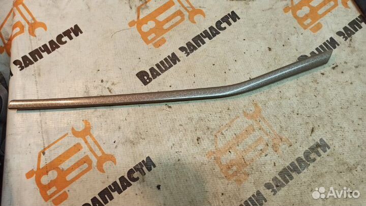 Накладка двери задняя правая LADA