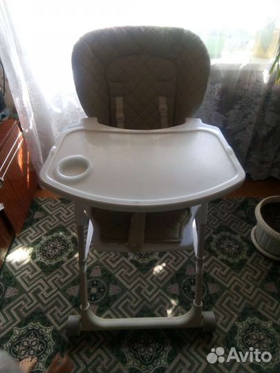 Стул для кормления