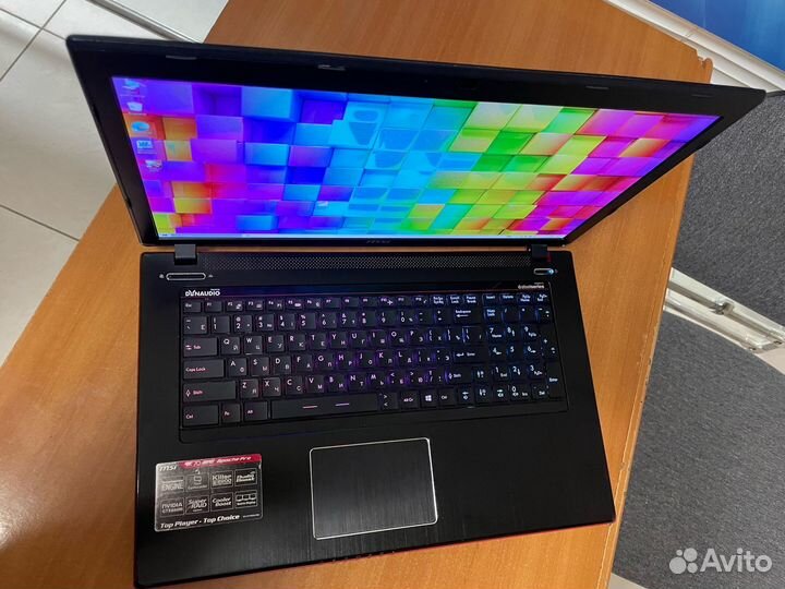 Игровой ноутбук MSI / RGB подсветка / i7