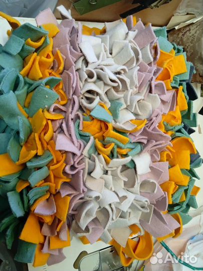 Нюхательный коврик и канатик для занятий