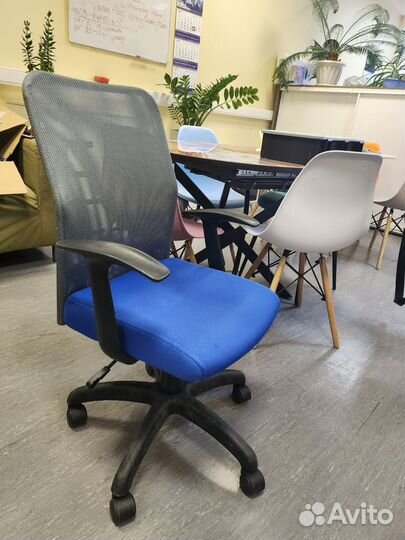 Компьютерное кресло