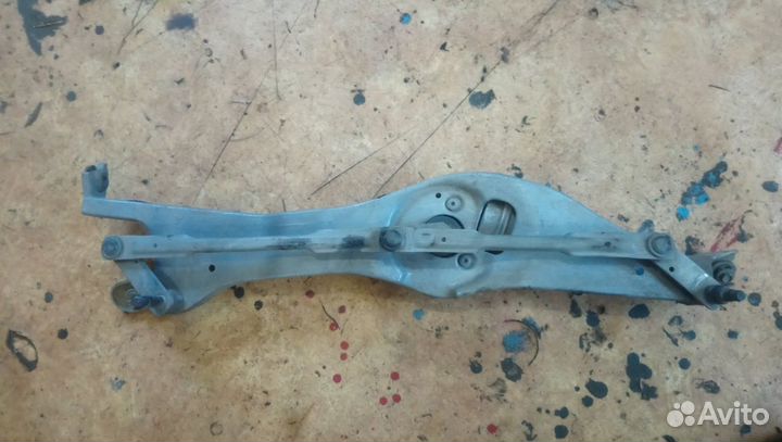 Трапеция стеклоочистителей Cadillac SRX 2003-2009