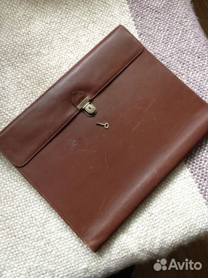 Кожаная папка для документов с замком времен СССР
