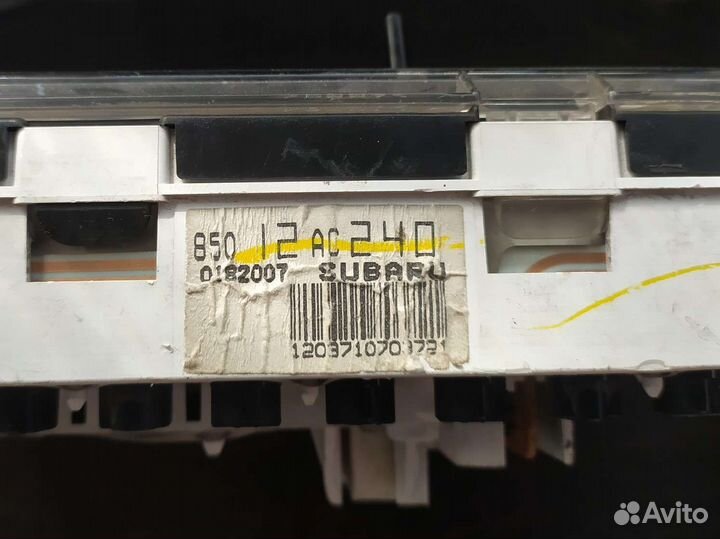 Щиток приборов Subaru Legacy BG5