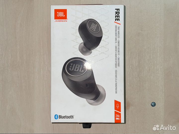 Беспроводные наушники jbl