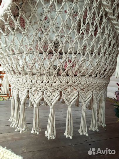 Подвесное кресло качели