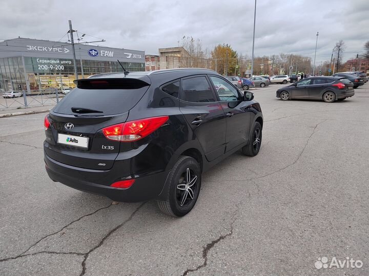 Hyundai ix35 2.0 AT, 2010, 121 000 км