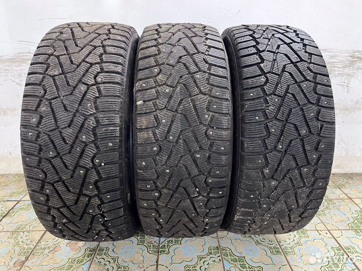 Pirelli Ice Zero 245/50 R18 104T