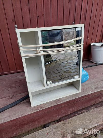 Шкафчик для ванной навесной бу