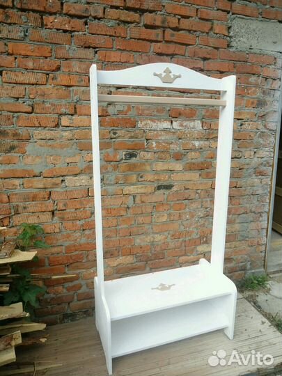 Вешалка детская