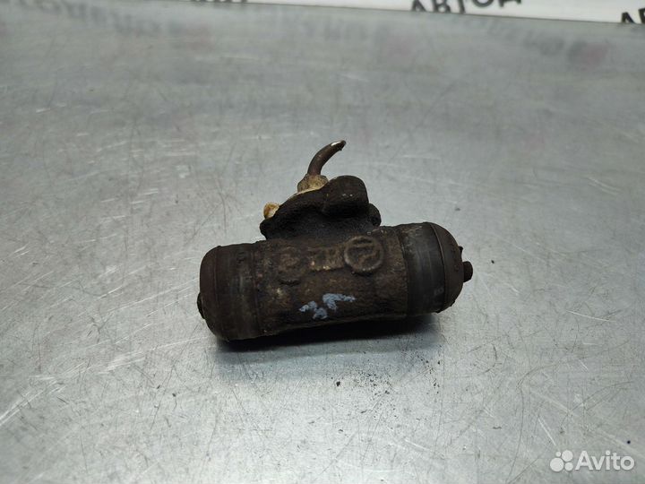 Тормозной цилиндр Toyota Sprinter E100 1991 г.в