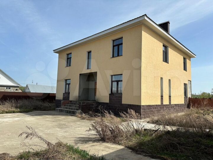 Дом 307 м² на участке 15 сот.