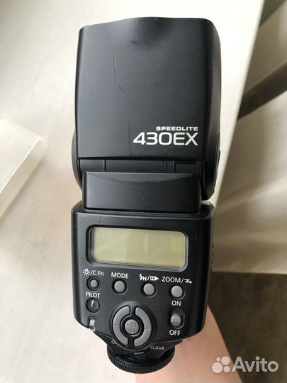 Вспышка длля камер Canon Speedlite 430 EX