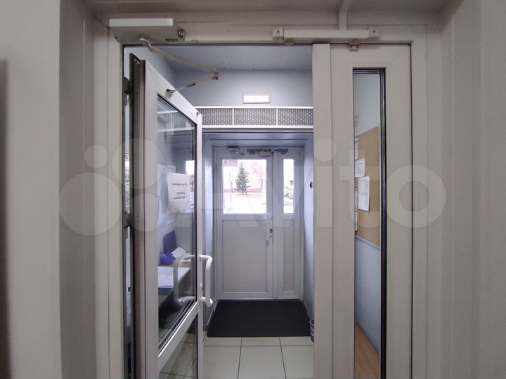 Сдам торговую площадь, 170 м²